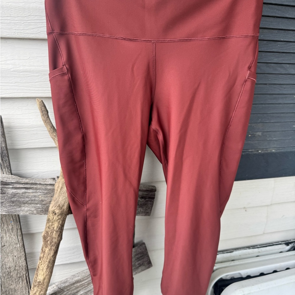 Athleta Women's Cropped Pants in Rust Red